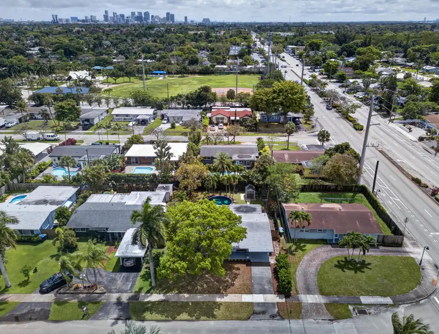 818 NW 28th Court, Wilton Manors, FL 33311 - #2