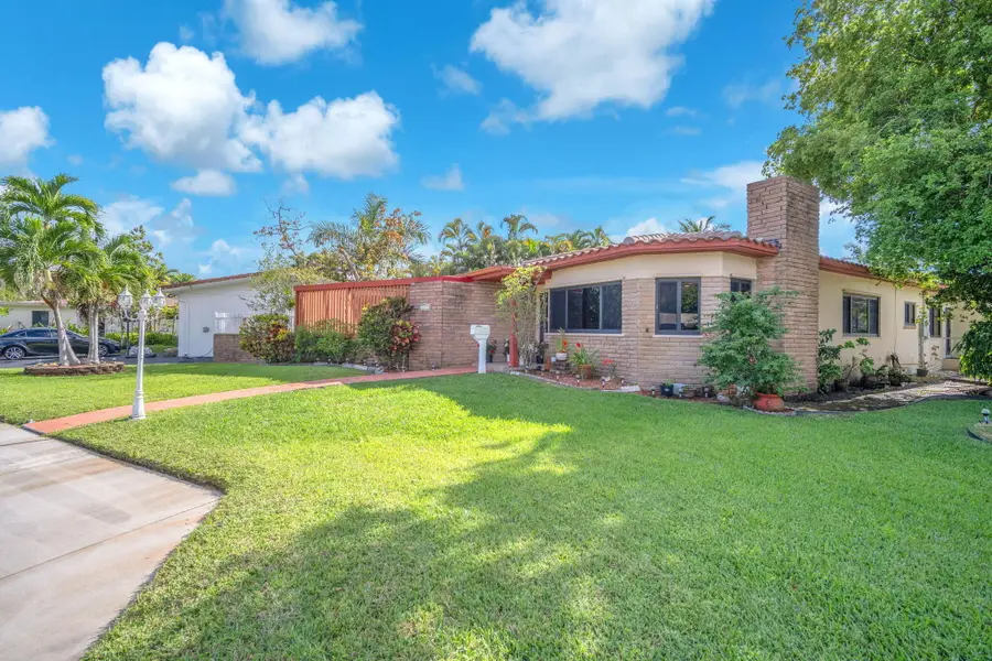 11490 W Biscayne Canal Road, Miami, FL 33161 - #3