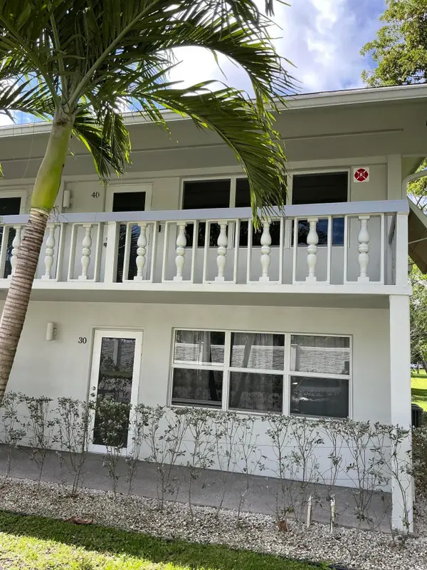 40 Ventnor Drive, Deerfield Beach, FL 33442