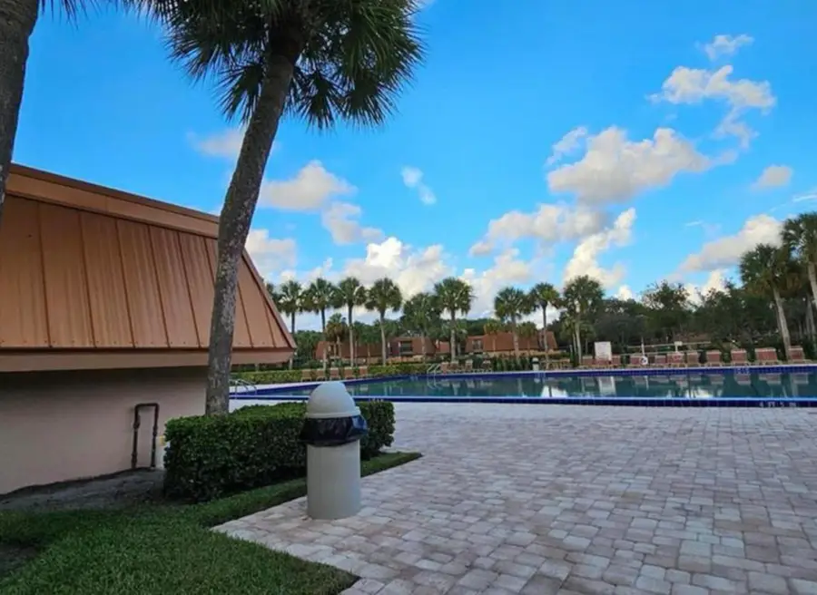 197 Charter Way, West Palm Beach, FL 33407 - #2