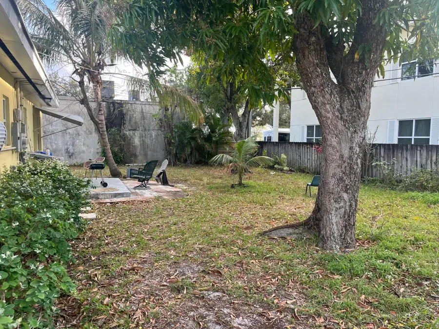 211 N A Street, Lake Worth Beach, FL 33460 - #2