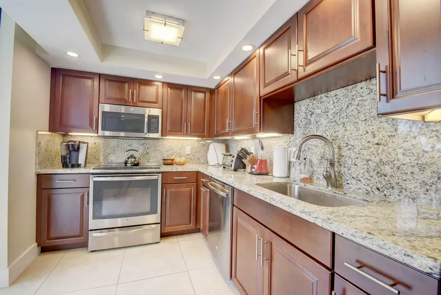 1542 Bridgewood Drive, Boca Raton, FL 33434 - #3