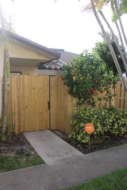 1803 Waterview Circle, Palm Springs, FL 33461 - #3