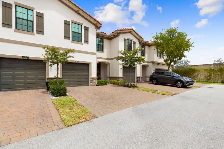 1004 Sweet Briar Lane, Riviera Beach, FL 33410 - #3