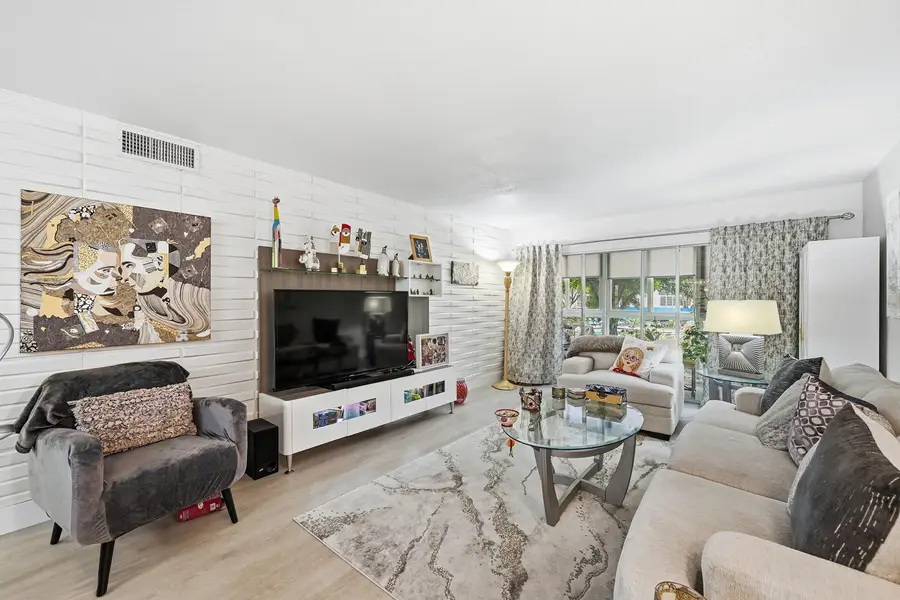 2301 Lucaya Lane #M2, Coconut Creek, FL 33066 - #3