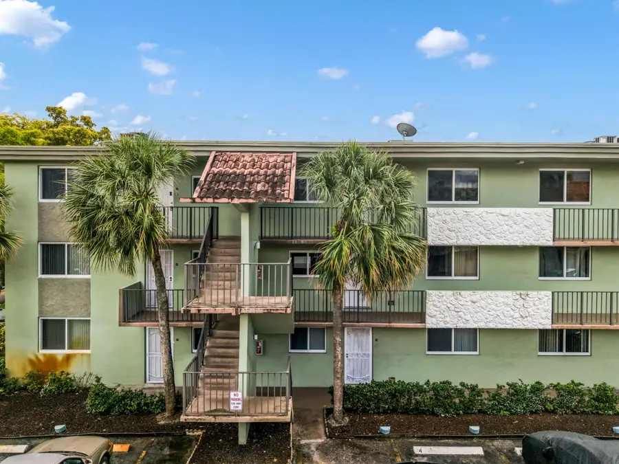 5935 Del Lago Circle #202, Sunrise, FL 33313 - #2