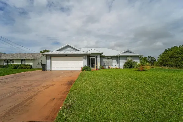 2366 SW Alminar Street, Port St Lucie, FL 34953