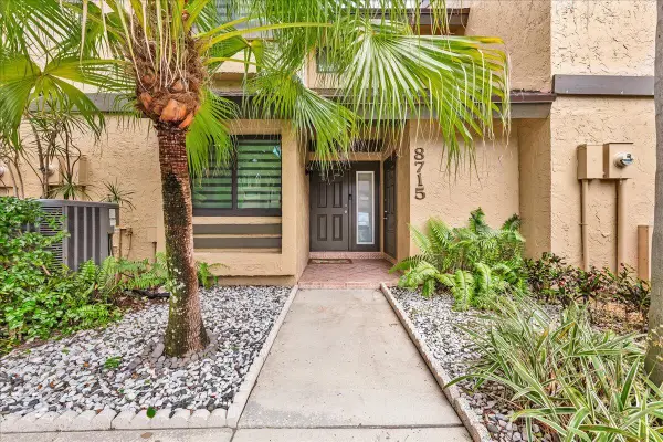 8715 Cleary Boulevard, Plantation, FL 33324