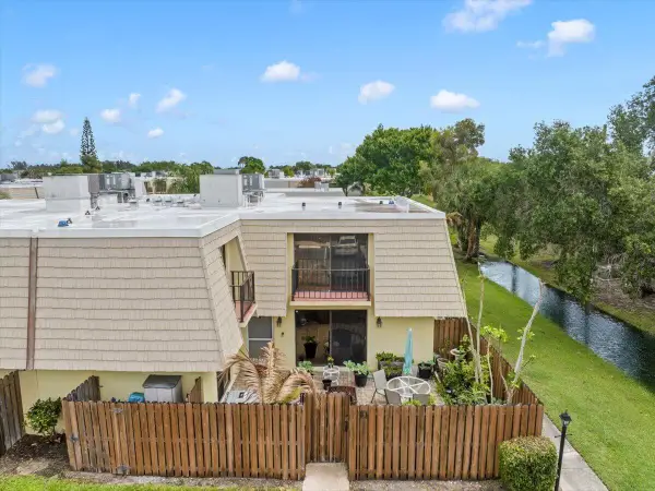 1170 6th Avenue #11, Vero Beach, FL 32960