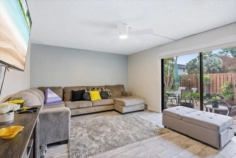 1170 6th Avenue #11, Vero Beach, FL 32960 - #3