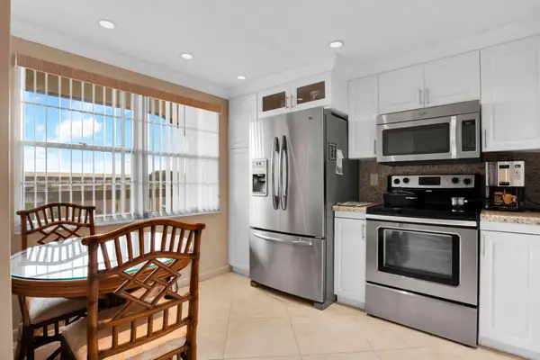 3202 Portofino Point #E4, Coconut Creek, FL 33066