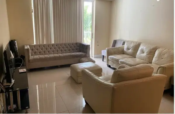 486 NW 165th St Road #B-206, Miami, FL 33169