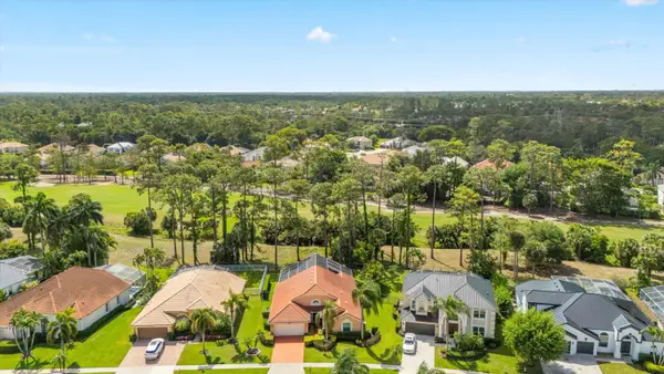 15802 Glen Willow Lane, Wellington, FL 33414