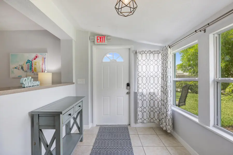 1310 4th Court, Vero Beach, FL 32960 - #2