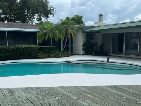 6890 NW 31st Way, Fort Lauderdale, FL 33309