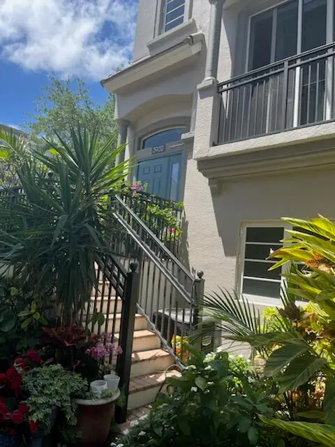 3932 Coral Heights Way, Oakland Park, FL 33308 - #2