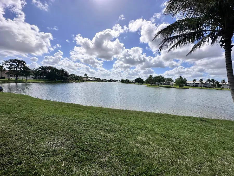 6695 Lake Loran Way, Greenacres, FL 33467 - #3