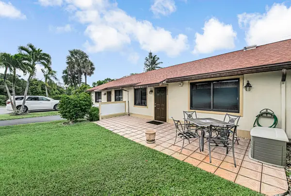 815 Andrew Redding Road #202, Lantana, FL 33462