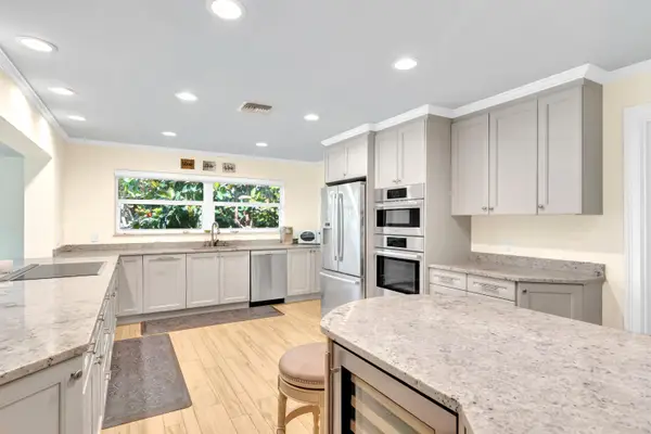 500 Gardenia Lane, Vero Beach, FL 32963