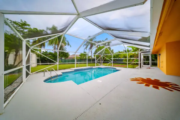 6121 NW Daroco Terrace, Port St Lucie, FL 34986