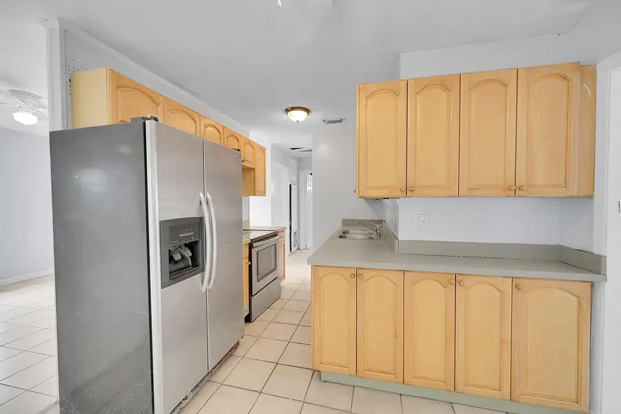 1645 W 31st Street, Riviera Beach, FL 33404 - #2