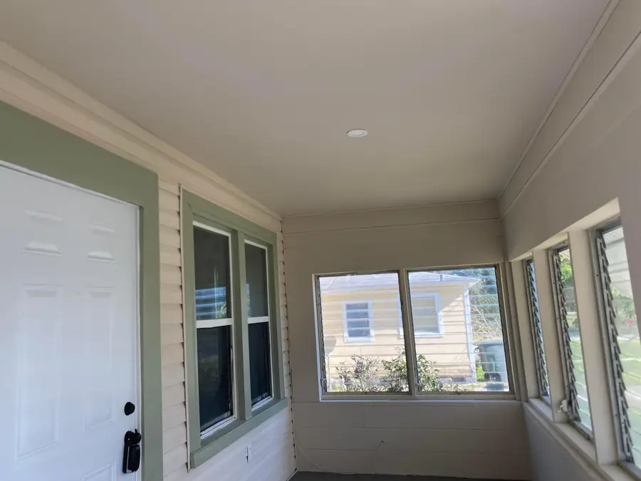 319 N 11th Street, Fort Pierce, FL 34950 - #3