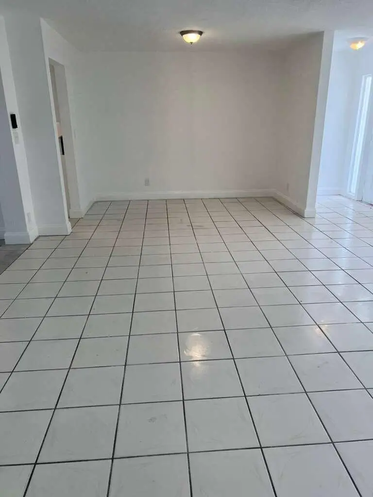 3631 NW 33rd Avenue, Lauderdale Lakes, FL 33309 - #3