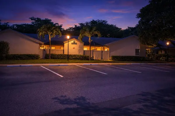 4839 NW 22nd Street, Coconut Creek, FL 33063