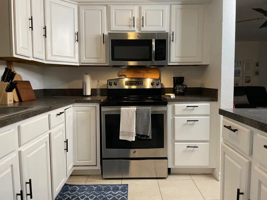 1067 SW 3rd Street, Hallandale Beach, FL 33009 - #2