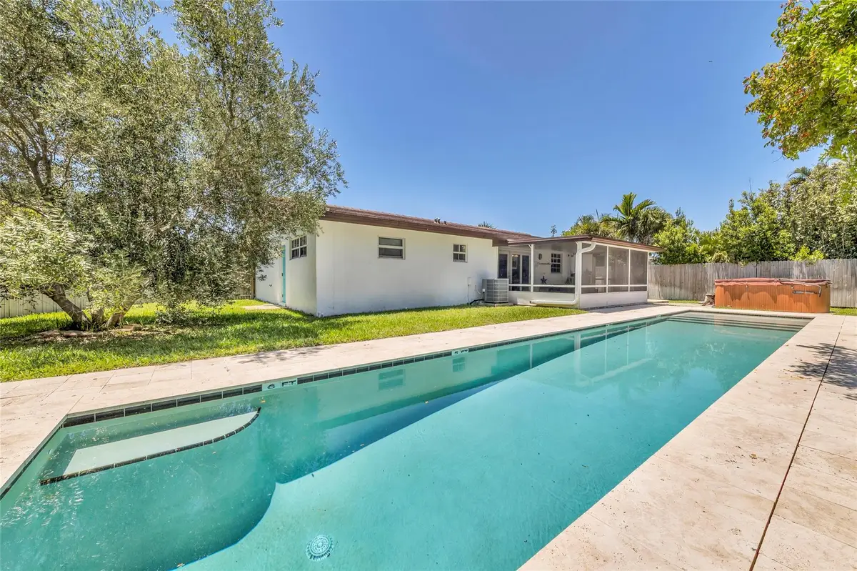 3213 Dover Road, Pompano Beach, FL 33062 - #1