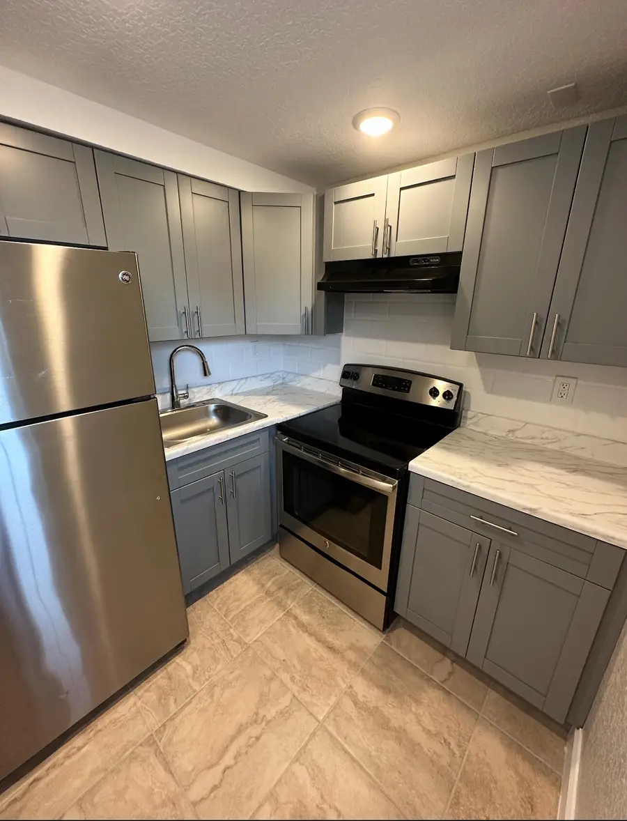 2507 Avenue L, Fort Pierce, FL 34947 - #3