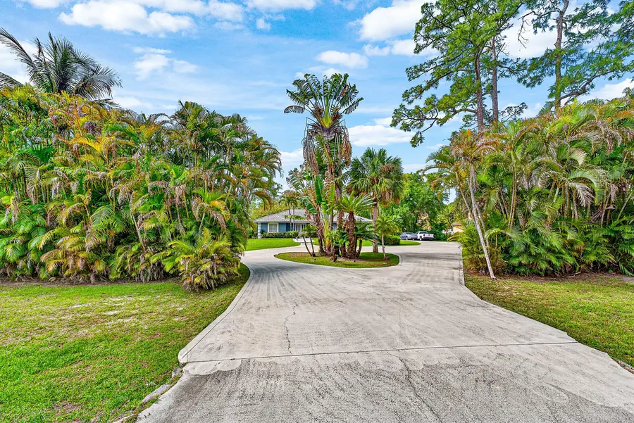 16398 Temple Boulevard, Loxahatchee, FL 33470 - #2