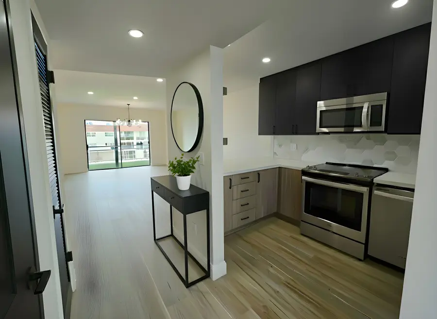 3001 Sunrise Lakes Drive E #303, Sunrise, FL 33322 - #3