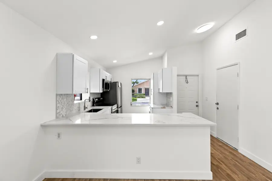 8089 Springtree Road, Boca Raton, FL 33496 - #2