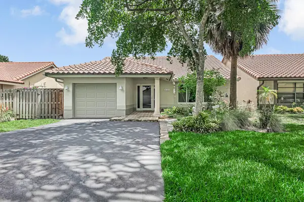 3033 NW 95th Avenue, Coral Springs, FL 33065