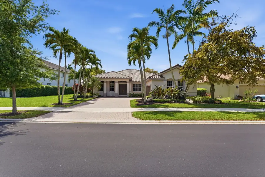 1112 Skylark Drive, Weston, FL 33327 - #2