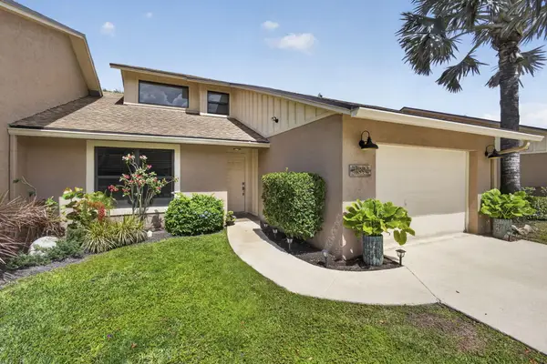 11894 Donlin Drive, Wellington, FL 33414