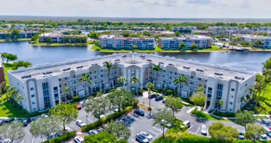 7727 Southampton Terrace Terrace #404, Tamarac, FL 33321 - #2