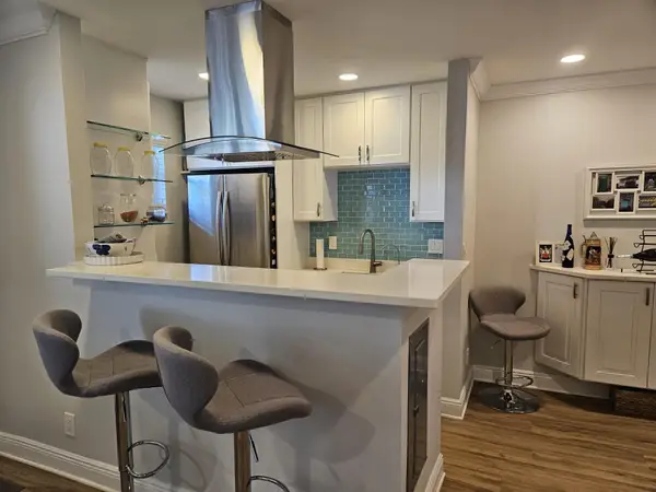 3170 Holiday Springs Boulevard #6-310, Margate, FL 33063