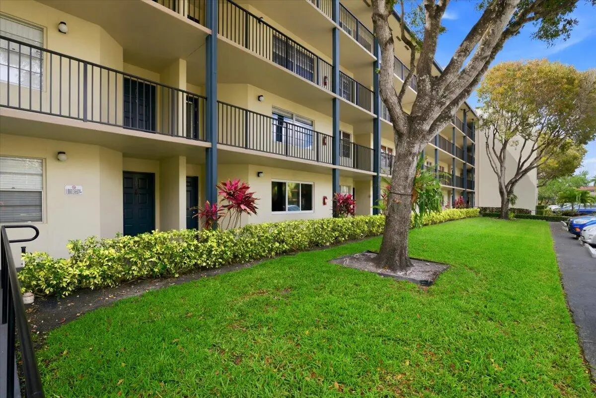 700 SW 128th Avenue #310c, Pembroke Pines, FL 33027 - #1