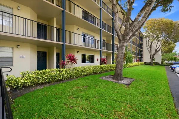 700 SW 128th Avenue #310c, Pembroke Pines, FL 33027