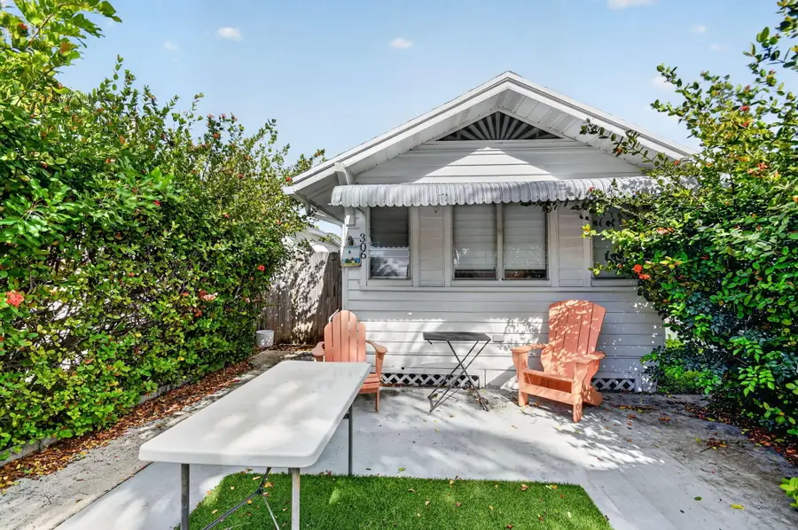 306 N J Street, Lake Worth Beach, FL 33460 - #3