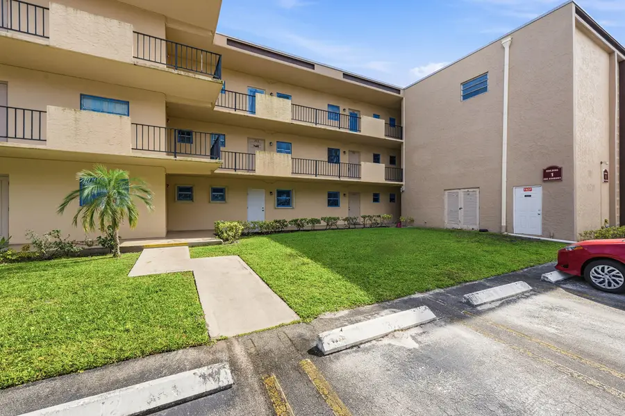 200 Ashbury Road #106, Hollywood, FL 33024 - #2