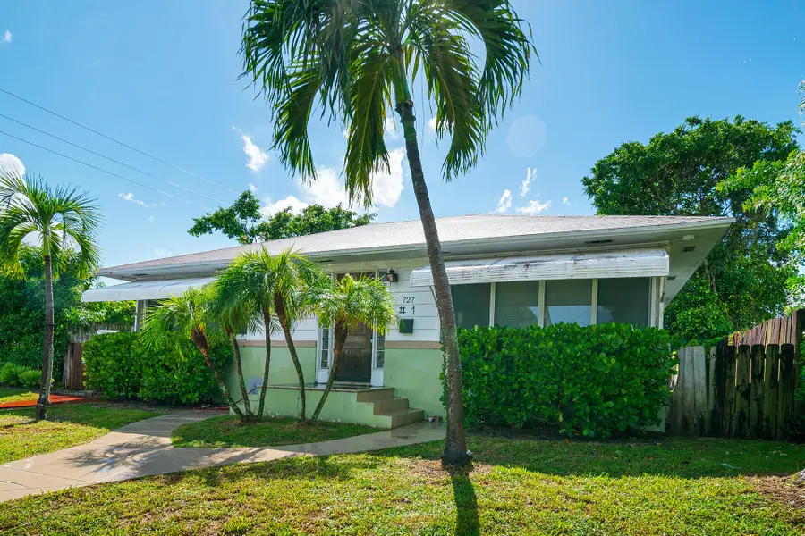 727 S M Street, Lake Worth Beach, FL 33460 - #2