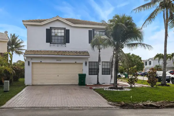 3471 NW 112th Avenue, Coral Springs, FL 33065