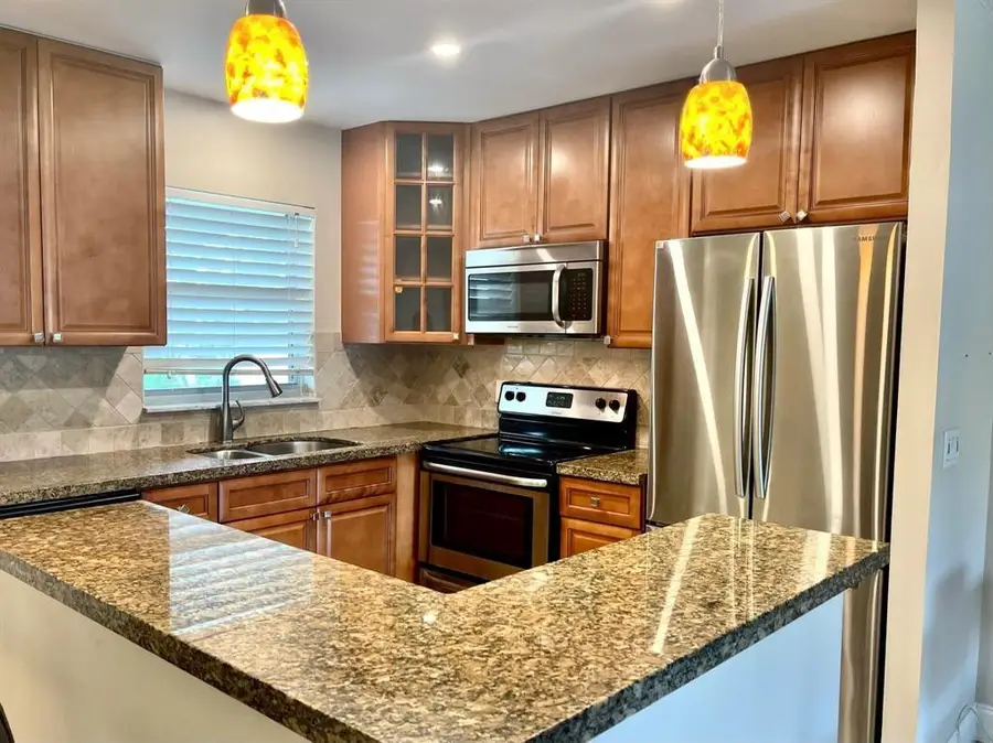 809 W Oakland Park Boulevard #J12, Oakland Park, FL 33311 - #2