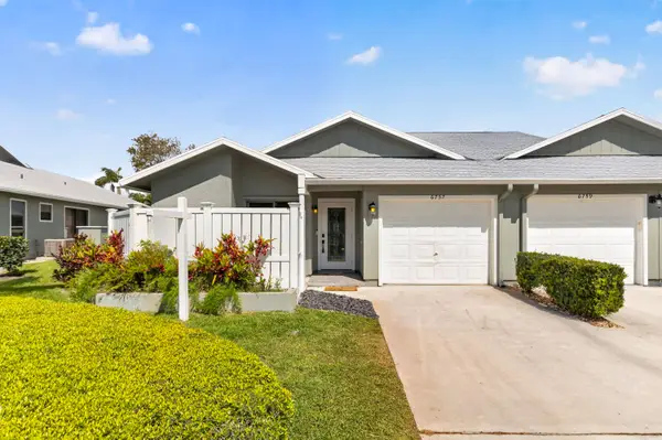 6757 SE Yorktown Drive, Hobe Sound, FL 33455