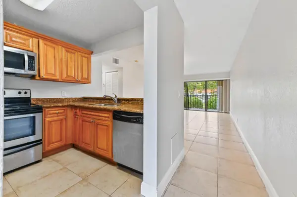 1445 Lake Crystal Drive #F, West Palm Beach, FL 33411