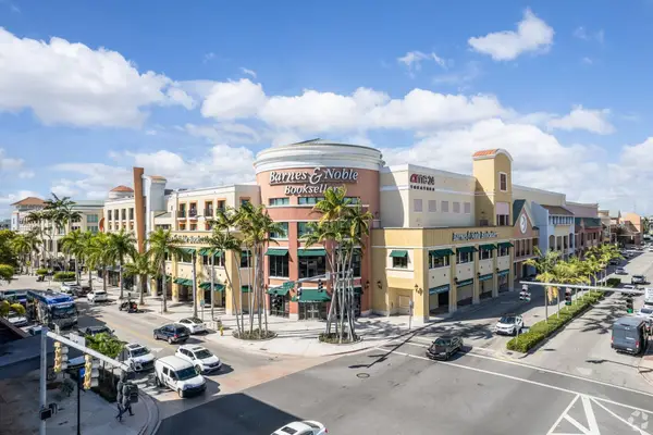 5701 SW 72nd Avenue #224, South Miami, FL 33143