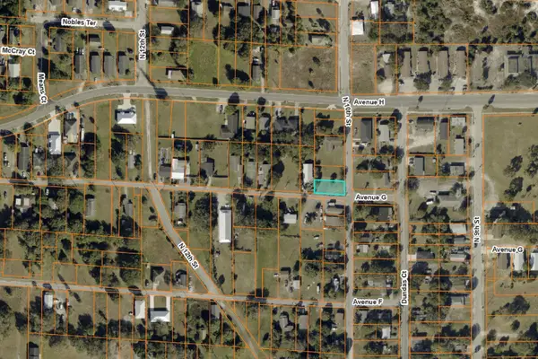 1004 Avenue G, Fort Pierce, FL 34950